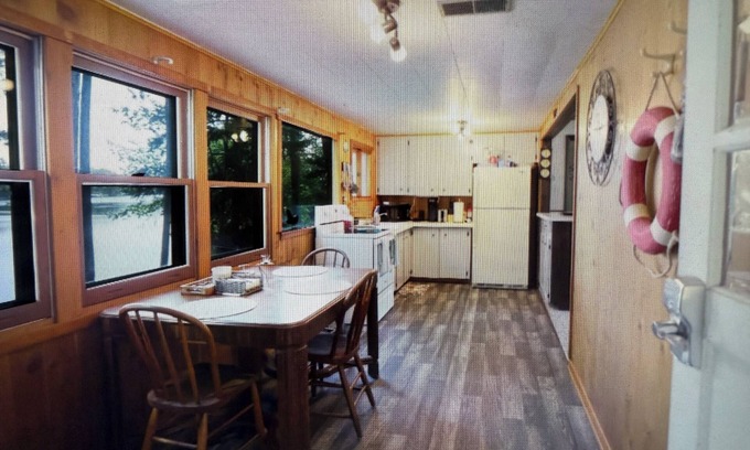 Elcho Cottage | Charming 2-bedroom cottage lake property with two piers, kayaks and fire pit!