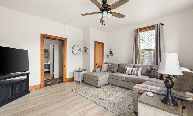 Muncy Apartment | Charming 2-bedroom duplex on 1st floor in brilliant Muncy with AC window units