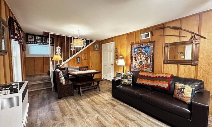 Cloudcroft House | Charming 2-bedroom house in peaceful Cloudcroft with WiFi