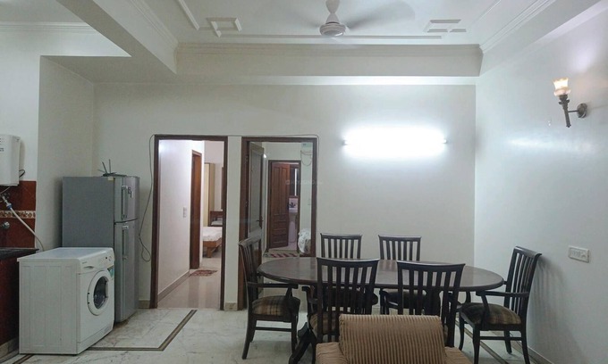 Lajpat Nagar House | Charming 2-bedroom house with WiFi and AC in lajpat nagar, New Delhi