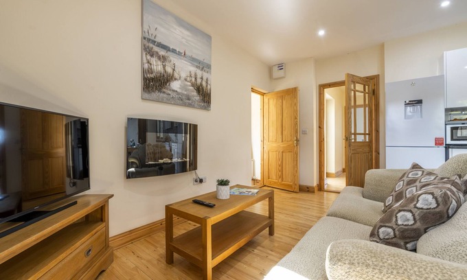 Truro House | Inviting 2-Bedroom Home in Truro with Kitchen Amenities