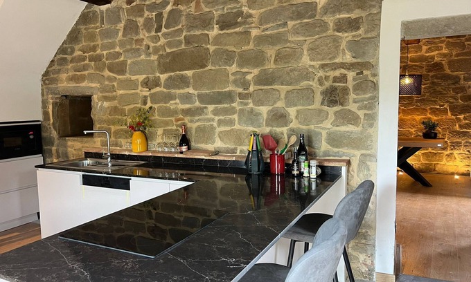 Rufina House | Charming 2-bedroom house in fabulous Falgano with AC, WiFi