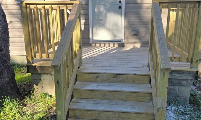 Beckley House | Charming 2-bedroom house with WiFi and AC in Beckley