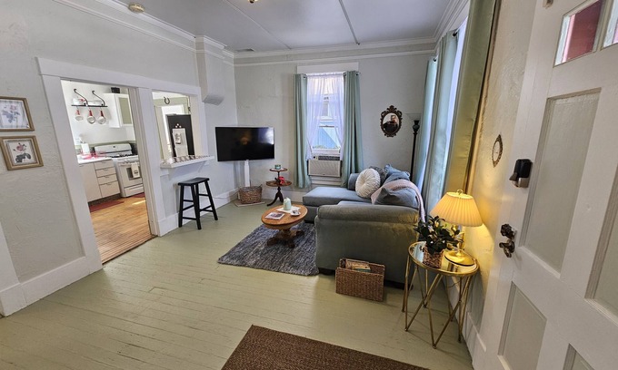 Jerome House | Inviting 2-Bedroom House in Jerome with WiFi and Breakfast