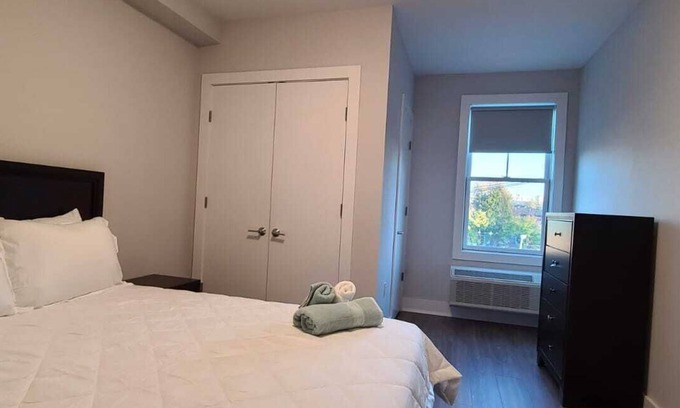 Leonia Apartment | Charming 2-bedroom minutes to NYC