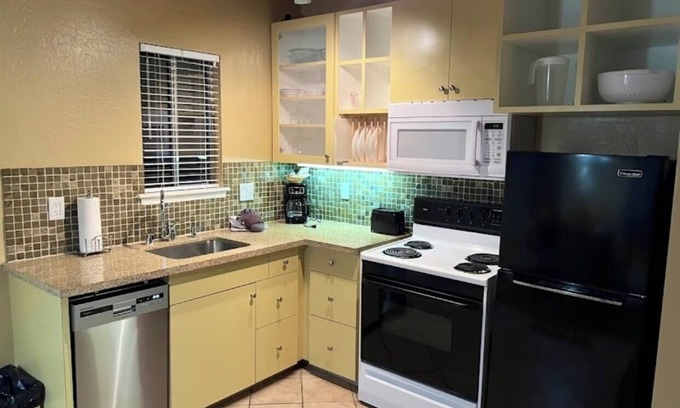 Tahoe Village Villa | Charming 2-bedroom villa in delightful Stateline with WiFi