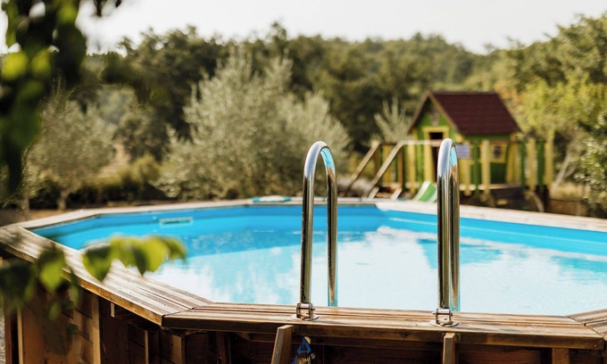 Vardica House | Relax at Villa Romantica with Pool and Ocean Views