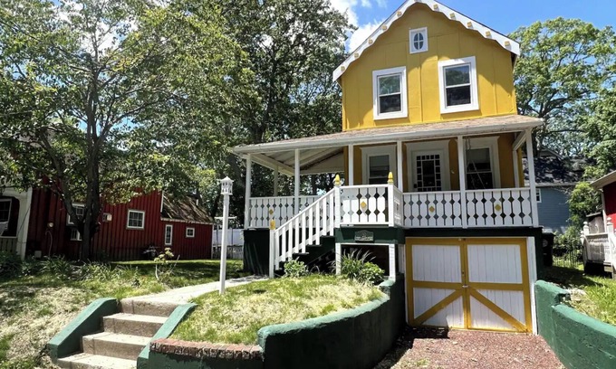Island Heights Cottage | Charming 2-BRM Cottage in Tranquil Island Heights - Steps from the River