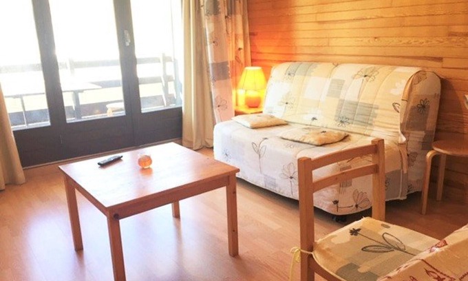 Risoul Apartment | Cozy Apartment Risoul: Ideal for Families and Pets