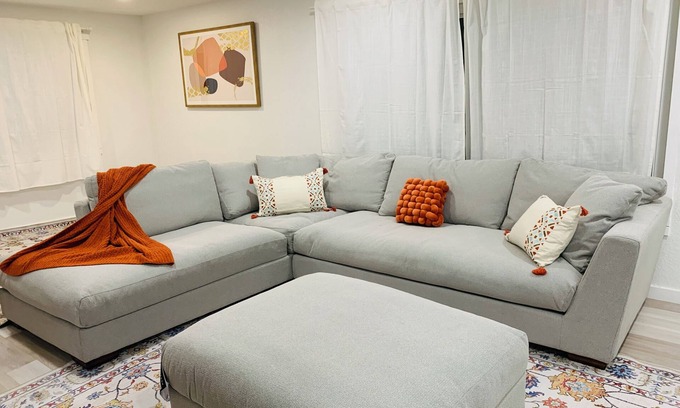 Central District House | Charming 2Bd& 2 B, with 3 Queens beds in brilliant Seattle