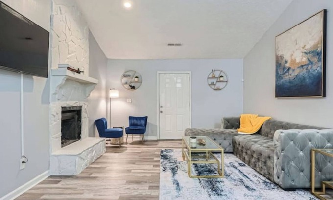Church Street House | Charming 2BR Home in a Convenient Location