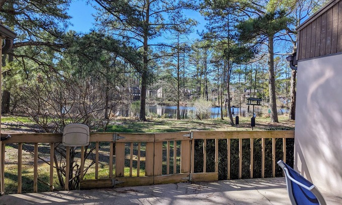 Bethany Beach House | Charming 2BR Townhome with Pond Views – Villas of Bethany West