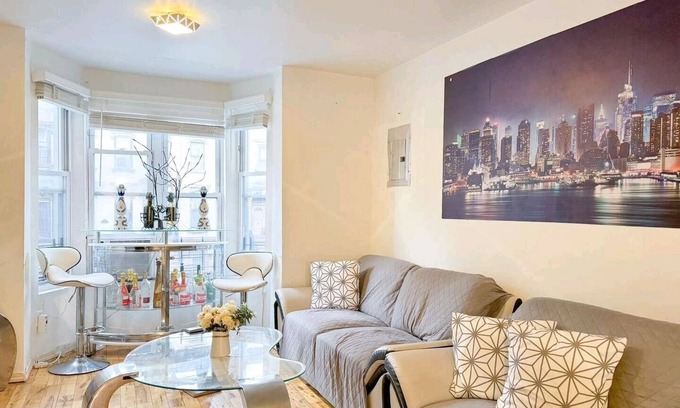 Bedford-Stuyvesant Apartment | Charming 3-bedroom apartment with WiFi, AC in Brooklyn