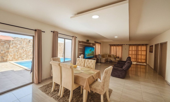 Malambo Ski Chalet | Charming 3-bedroom chalet, with private pool, an with AC.
