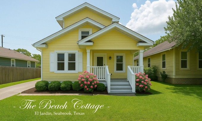El Lago House | Charming 3-bedroom cottage in Seabrook, Texas