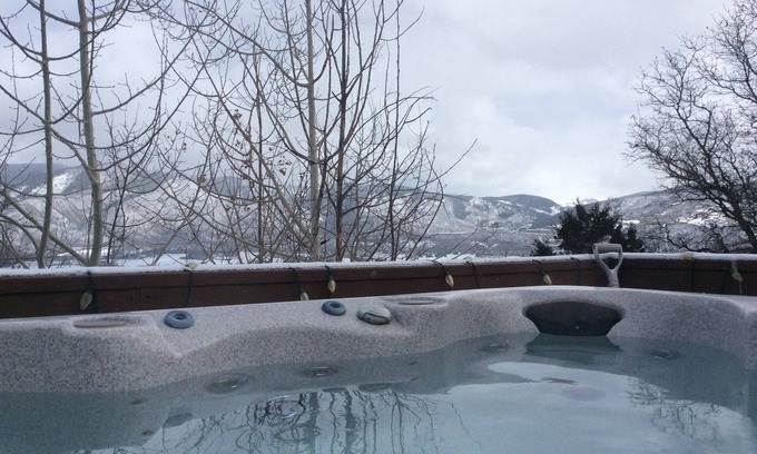 Brush Creek Village House | Inviting 3 Bedroom Family House with Hot Tub and Views