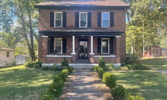 Bardstown House | Charming 3-bedroom house with WiFi and AC in lovely Bardstown