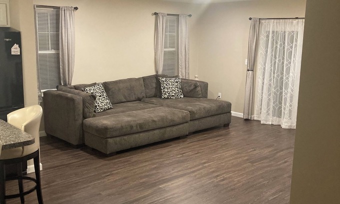 Rehoboth House | Charming 3-bedroom house with AC, WiFi in new country living in Rehoboth