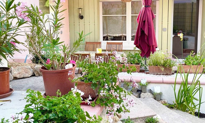 Horbourg-Wihr Cottage | Charming 3* furnished apartment 2 minutes from Colmar with private terrace, parking and garden