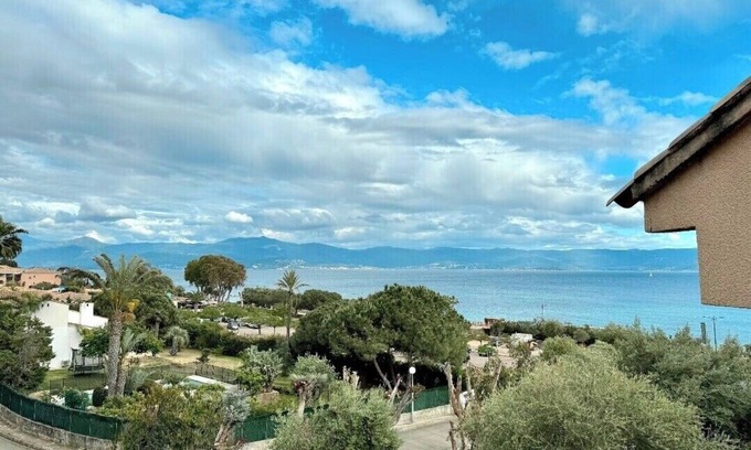 Ajaccio Apartment | Cozy 37 m² Retreat Steps from the Sea with Breakfast Included