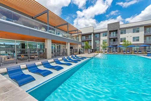 Fort Worth Apartment | Charming 3BD 2BA with Beautiful Pool in Fort Worth