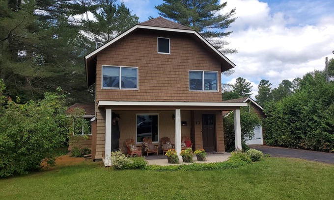 Hillcrest House | Ideal Private House Steps from Main St & Olympic Center