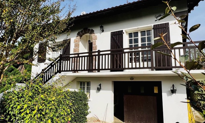 Cambo-les-Bains House | Exceptional Villa Cambo-les-Bains with Spa & Kitchen