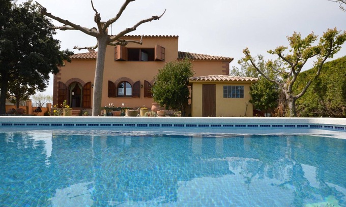 L'Armentera House | Villa L'Armentera: Cozy Retreat with Private Pool & Spa