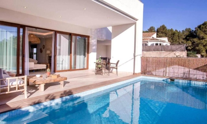 Ermita House | Relaxing 4-Bed House in Javea - Perfect for Families