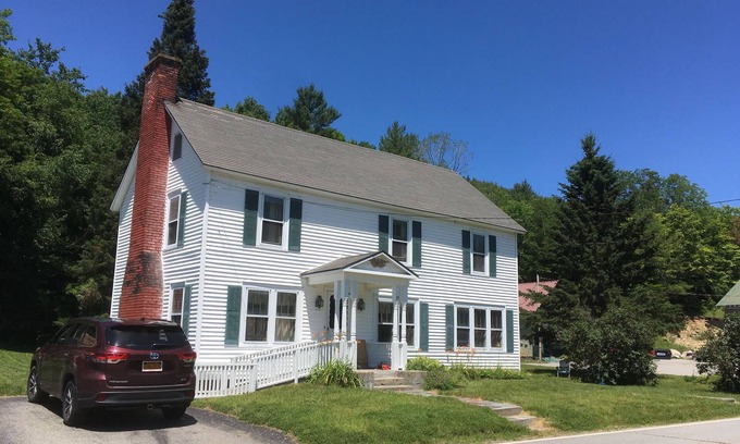 Brant Lake House | Charming 4-bedroom house with WiFi and AC in delightful Brant Lake