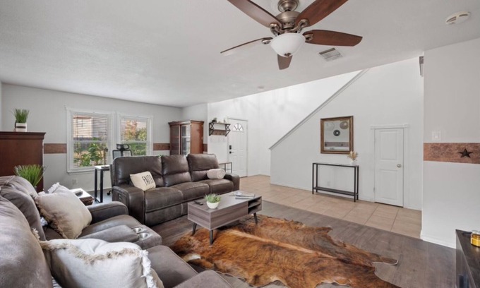 Cedar Park House | Charming 4-bedroom house in North Austin