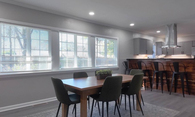 Bainbridge House | Charming 4BR/2BA Home in Bainbridge - Fenced Yard & Outdoor Fireplace!