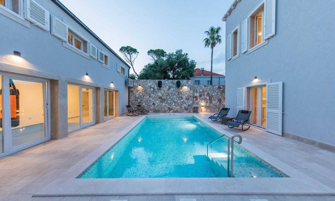 Babin Kuk Villa | Idyllic Villa with Pool in Dubrovnik's Green Heart