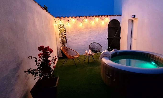 Puilboreau House | Charming accommodation with jacuzzi at the gates of La Rochelle