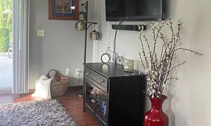 Bremen House | Cozy 3-Bedroom Home with Pet-Friendly Amenities