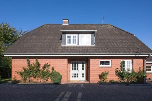 Aventoft Apartment | Cozy Holiday Home with Fireplace & Pet-Friendly Amenities