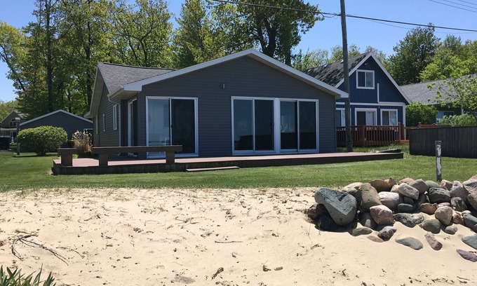 Port Austin Cottage | Cozy Lakefront Cottage with Private Beach & Hot Tub