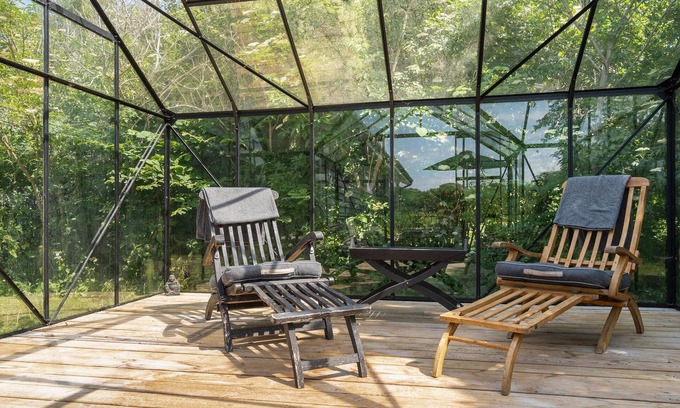 Nykobing Sjaelland House | Idyllic Cottage with Lake Views and Spa Amenities