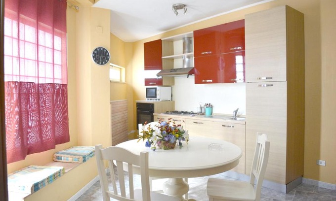 Reggio Calabria Apartment | Pet-Friendly Apartment in Reggio Calabria with Parking