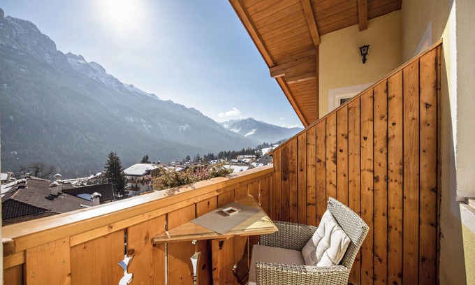 San Giovanni di Fassa Apartment | Scenic Apartment "Majon d’Aisciuda Sella" with Mountain Views