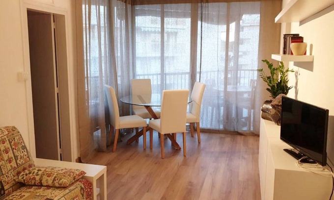 Vila-Seca Apartment | Prime Oceanfront Apartment Near Port Aventura & Ferrari Land