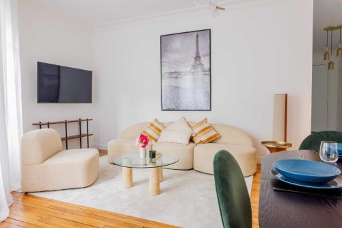 Quartier de Javel Apartment | Cozy Apartment Steps from Quais de Seine – 4-Star Stay