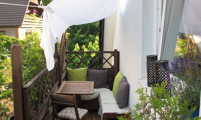Laboe Apartment | Family-Friendly Apartment Steps from the Beach with Pool