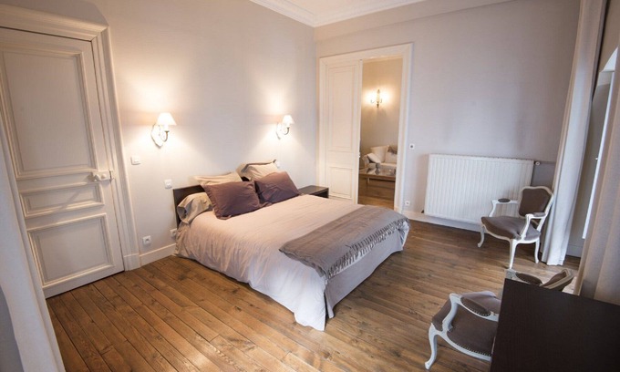 Centre Ville Apartment | Elegant Downtown Pau Apartment with Breakfast & Accessibility