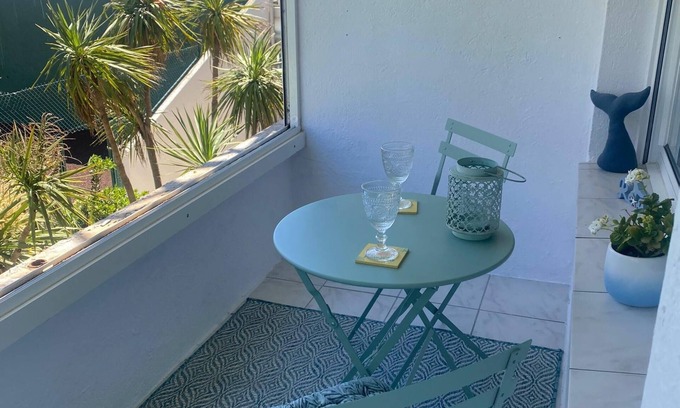 Santa Margarida Apartment | Beachfront Apartment in Roses with Pool and Sea Views
