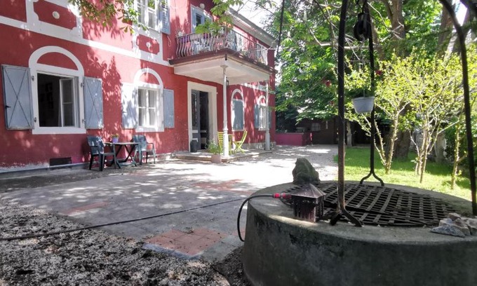 Roiano-Gretta-Barcola-Cologna-Scorcola Apartment | Elegant Apartment in Historic 19th Century Villa
