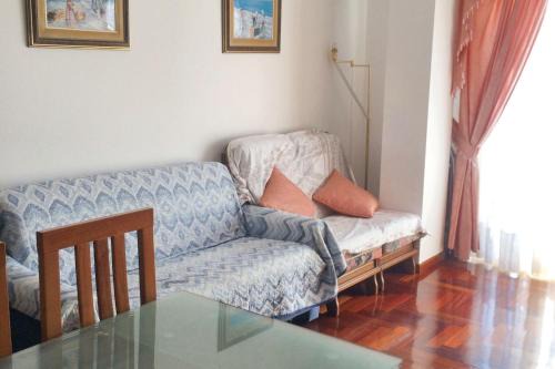 O Grove Apartment | Scenic Apartment in El Grove with Sea View and Family Focus