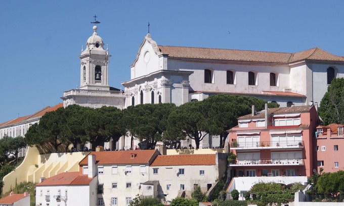 Socorro Apartment | Cozy Apartment in S. Castle Area with Spa & Breakfast