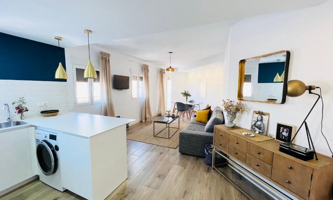 Santa Marina Apartment | Discover an Inviting Apartment in the Heart of Córdoba