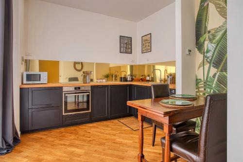 Zona Solari Apartment | Elegant Apartment in Tortona Navigli - Pet & Child Friendly